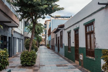 Gündüz vakti güzel Akdeniz kenti 