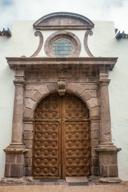 Avrupa 'daki eski tarihi kilise