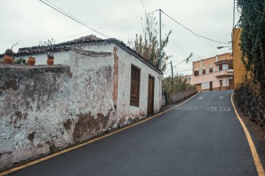 Gündüz vakti güzel Akdeniz kenti 