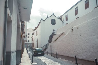 Gündüz vakti güzel Akdeniz kenti 