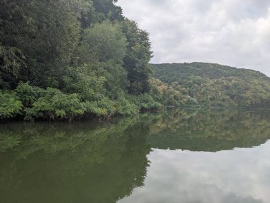 Dinyester nehrinin manzarası, Bakota, Ukrayna