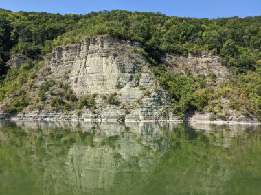 Dniester nehri kayalık dağları, Bakota, Ukrayna, Avrupa 'yı çevreledi 