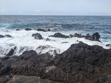 Tenerife, Kanarya Adası, İspanya ve Avrupa 'da Atlantik Okyanusu' nun Rocky kıyısı