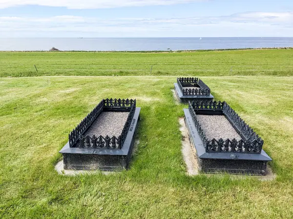 Varhaug Gamle Gravlund, Norveç 'in Ha ilindeki Varhaug çiftliğinde yer alan bir mezarlıktır. 