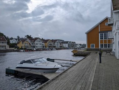 Yazın güzel liman manzarası