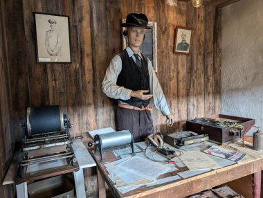 Farsund, Norveç - 29 Ağustos 2024: Festung Lista Hangar 'ın İçi, 2. Dünya Savaşı Müzesi