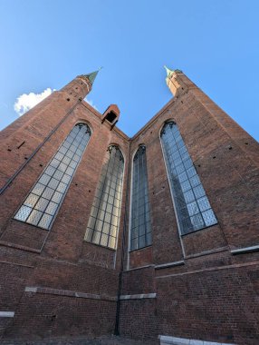 Eski kilise cephesinin güzel bir fotoğrafı. 