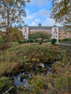 Eski kasabadaki tarihi bina 