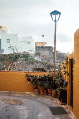 İspanya, Tenerife 'deki eski kasaba mimarisinin güzel manzarası