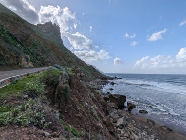 Roque de las Bodegas, Taganana, Tenerife, Kanarya, İspanya, Avrupa 'nın kayalık sahil şeridi