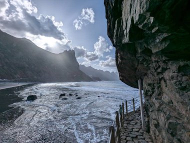 Roque de las Bodegas, Taganana, Tenerife, Kanarya, İspanya, Avrupa 'nın kayalık sahil şeridi