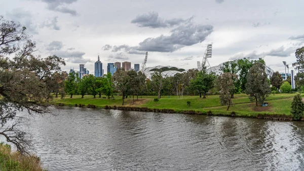 Melbourne Victoria Australien 2019 Yarra Med Melbourne Skyline Bakgrunden — Stockfoto