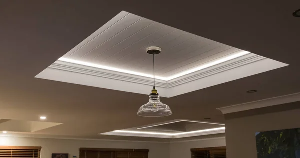 LED şerit ışıklandırmalı dekoratif aralıklı tavan (Gizli Işıklandırma)