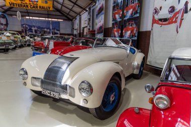 York, WA - Avustralya 11-16-2020. York Motor Müzesi 'nde sergilenen eski arabalardan bazıları..