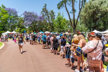 Perth, WA / Avustralya - 11 / 17 / 2019 Konsolosluk Dünya Gıda Festivali, Perth çevresindeki toplulukların bir araya geldiği Hükümet Bahçeleri 'nde düzenlenen yıllık bir etkinliktir..