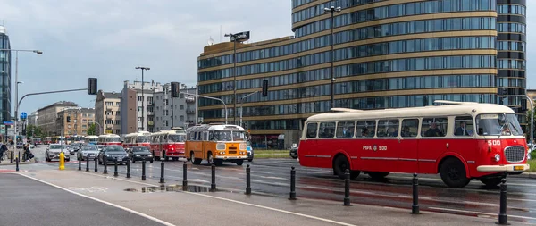 Warsaw Mazovia Province Poland 2019 Old Buses Transporting Tourists Venue — Stock Photo, Image
