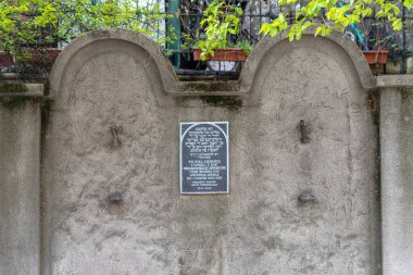 Krakow, Küçük Polonya / Polonya - 05 / 12 / 2019. Oskar Schindler 'in Enamel Fabrikası Krakow' daki eski bir metal eşya fabrikası, şu anda iki müzeye ev sahipliği yapıyor.