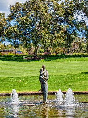 Kings Park ve Botanik Bahçesi Perth Water 'a ve Batı Avustralya' nın Perth kentinin merkez ticaret bölgesine tepeden bakan 400.6 hektarlık bir parktır..