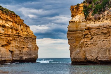 Loch Ard Gorge, Port Campbell Ulusal Parkı 'nın bir parçasıdır.