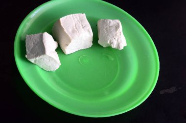 Tofu yemeği, beyaz tofu, sarı tofu, kızarmış tofu, çıtır tofu, sebze tofu