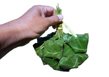 Bant ketan tipik bir Endonezya mayalanmış ürünüdür. Yapışkan pirinçten yapılır.