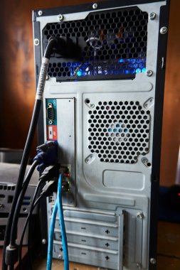 Bilgisayar donanımı, bilgisayar aksesuarları, bilgisayar çevresi