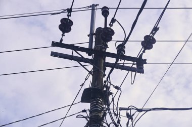 Yüksek voltaj elektrik ağı kablosu