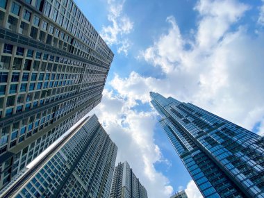 Ho Chi Minh Şehri, Vietnam - 16 Ekim 2022: Landmark 81 ve Vietnam 'daki diğer yüksek apartman manzarası