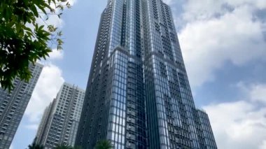 Ho Chi Minh Şehri, Vietnam - 16 Ekim 2022: Vinhome Central Park 'taki Landmark 81 manzarası