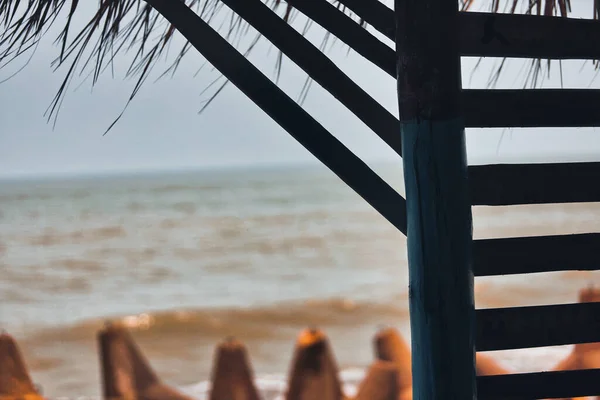 Ingelijst Uitzicht Strand Met Palmbomen — Stockfoto