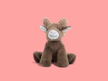 Koca boynuzlu koyun peluş oyuncağı