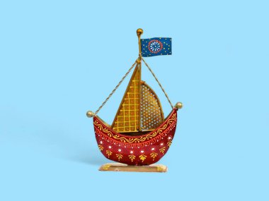 Renkli tasarımı olan ev dekorasyonu tekne heykeli