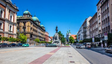 8 Temmuz 2023 - Krakow, Polonya: Krakow 'daki Matejko Meydanı' ndaki Grunwald Anıtı