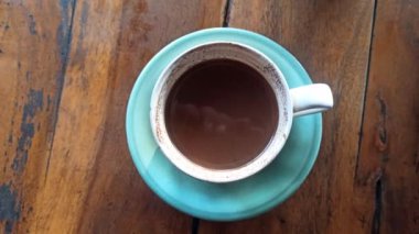 sıcak kahve içmek için hazır