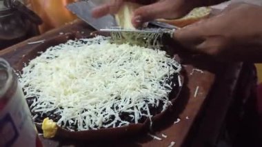 Endonezya sokak yemekleri: Terang Bulan