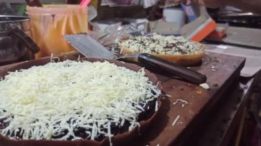 Endonezya sokak yemekleri: Terang Bulan