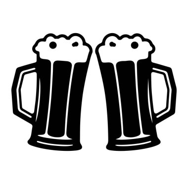 Şeffaf bir arka planda köpüklü iki bira fincanı