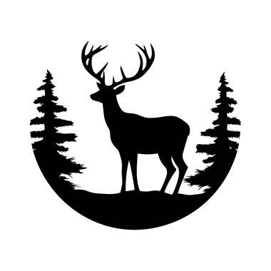 Doğa Fotoğrafçılığı için Çam Ağaçları Arasındaki Görkemli Geyik Silueti