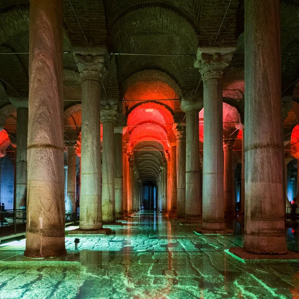 Базилика Цистерна Стамбуле Турция Цистерна Базилика Является Древним Подземным Хранилищем — стоковое фото
