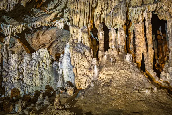 Altar Hall Located Womans Cave Aka Pestera Muierii Gorj County — Stock Photo, Image