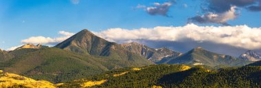 Livingston Peak panorama. Livingston Peak is a mountain peak in the Absaroka Range near Livingston, MT. The peak is located within the Gallatin National Forest and the Absaroka-Beartooth Wilderness. clipart