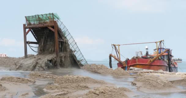 Primer Plano Máquina Dragado Utiliza Proyecto Reposición Playa — Vídeo de stock