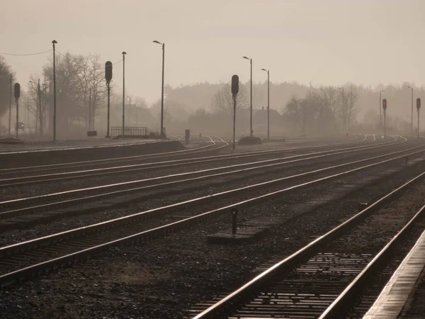 Железнодорожный Вокзал Городе Заган Польше Многочисленные Железнодорожные Пути Ведущие Станции — стоковое фото