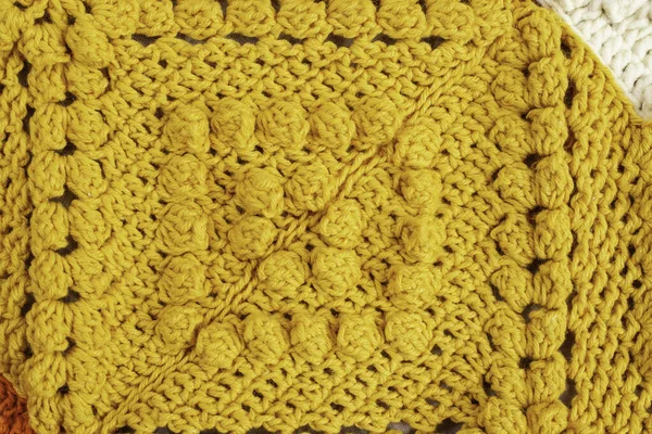 Crochet Pattern Bubble Stich Yellow Colored Thread — Stock Photo, Image