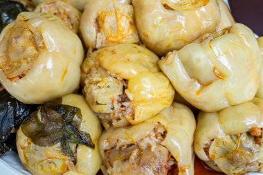 Doldurulmuş dolma dolma dolma biber, kıyma ve pirinç, Romanya ardei umpluti, yakın odaklanma