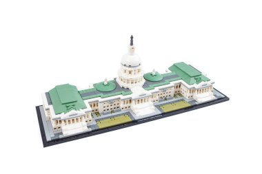 Beyaz lego küplerinden yapılmış Capitol binası. 