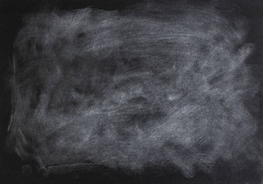 Siyah kağıt dokusunda beyaz akrilik pastel lekeler, soyut desenli arkaplan