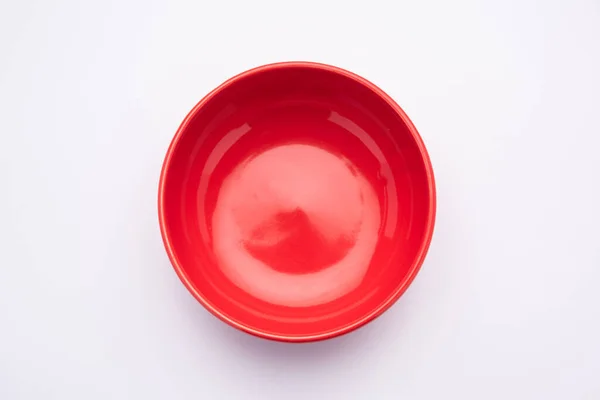 Pusta Czerwona Ceramiczna Miska Lub Pojemnik — Zdjęcie stockowe