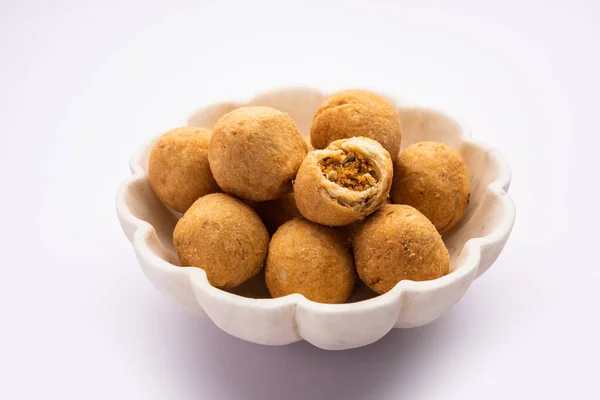 干果是一种干果填充球状的法桑 也被称为Kachauri Kachodi和Katchuri — 图库照片