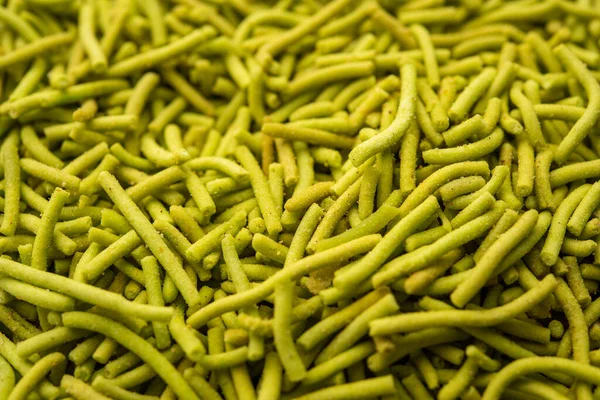 Palak Sev Croccante Croccante Spinaci Colore Verde Aromatizzato Farsan Fritto — Foto Stock